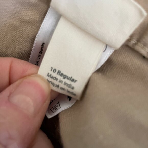 MEC Mountain Equipment Coop Woman's Tan Casual Flared Pants-Sz. 10 - Picture 5 of 12
